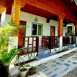 Domos Native Gasthof Panglao