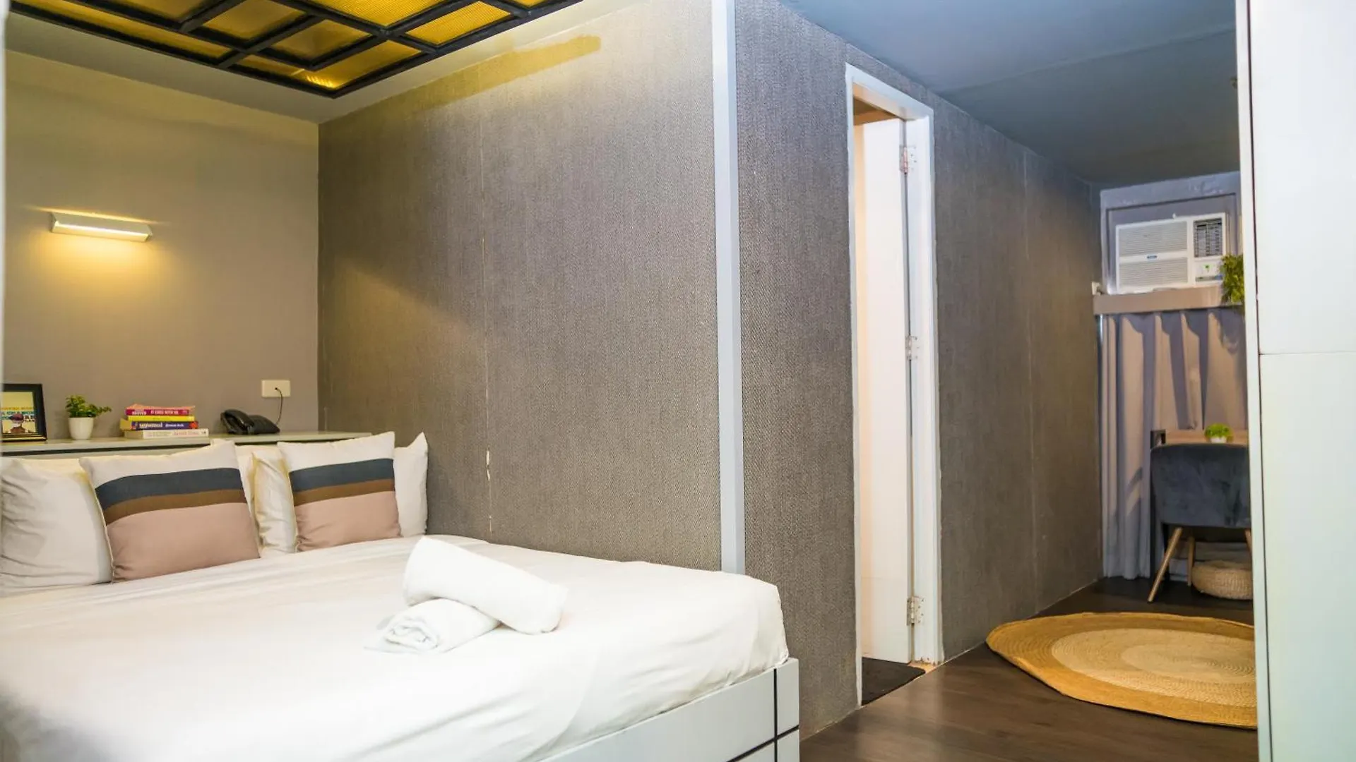 Abraham Manila - Located In Central Makati (Adults Only) Makati City